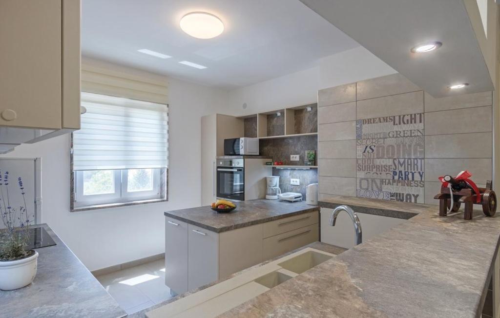 Ane Apartament Loborika